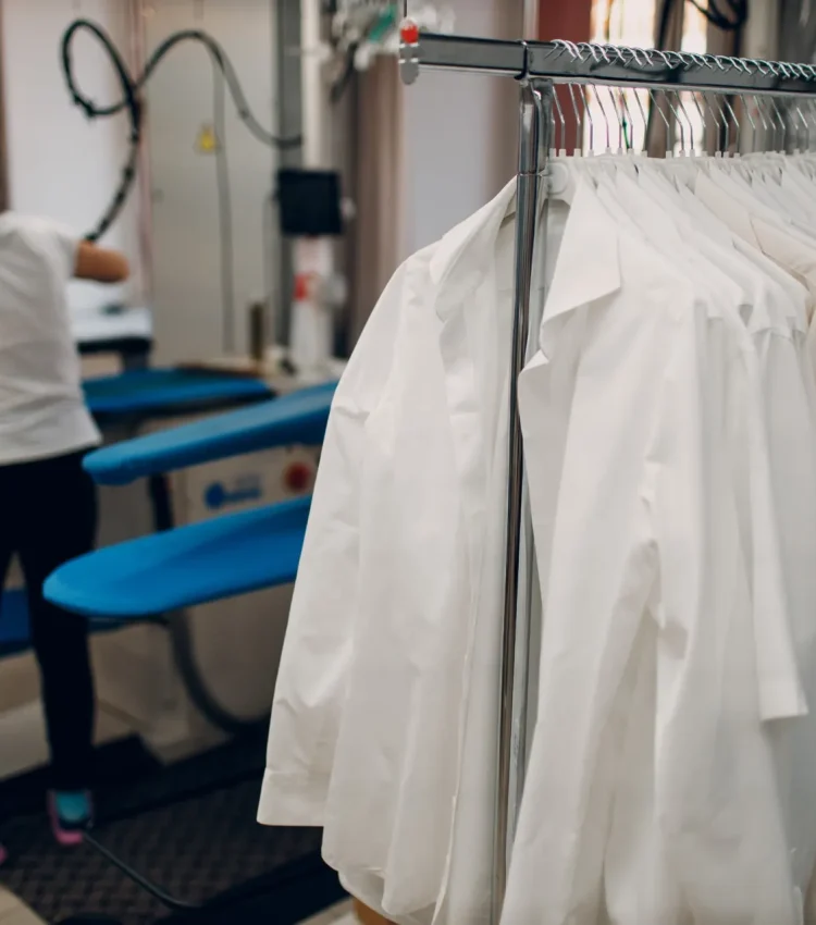 purrfect-cleaners-commercial-white-coat-laundry-service